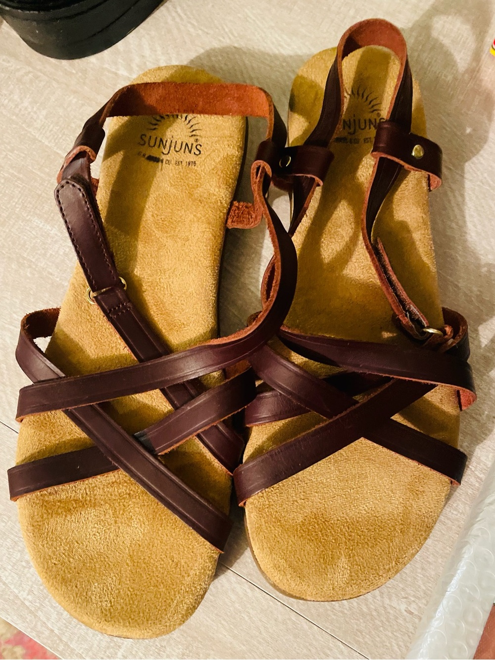 Bass & Co Sunjuns Margie Strappy Women's Leather Sandals Sz 8.5 brown shoes